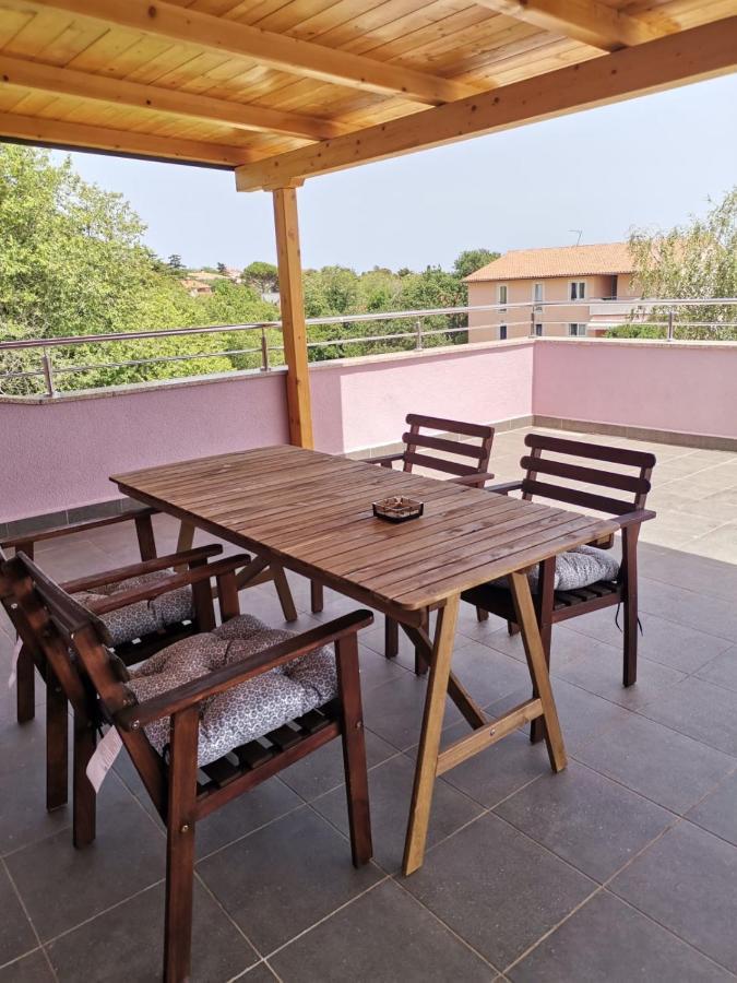Apartments Oskar Banjole Extérieur photo